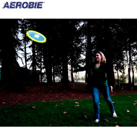 Aerobie Skylighter Disk LED Wurfring Frisbee mit Licht Beleuchtung Wurfscheibe
