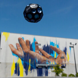 Waboba Moon Ball Dark Side of the Moon Extreme Bouncing Springball Sprungball  Schwarz Blau