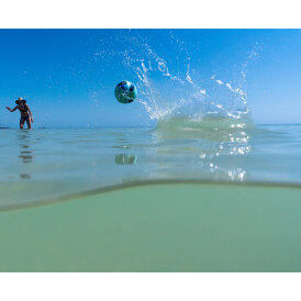 Waboba Seabreeze Ball Wasserball Wurfball Springball Wasser Water Bouncing Meereswellen