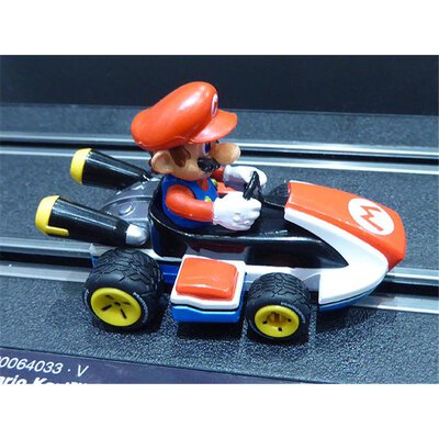 Carrera GO!!! / GO!!! Plus Nintendo Mario Kart 8 Mario 64033